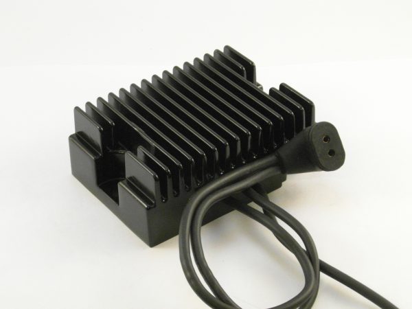 Spanningsregelaar 2 pen Voltage regulator 2 pin '76-'80